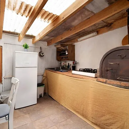 Semesterbostad Aloe Art *