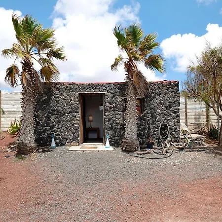 Aloe Art Semesterbostad *